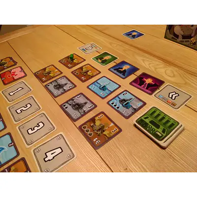 POWER GRID: THE CARD GAME secondary image
