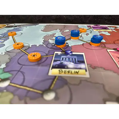 Spy Connection secondary image